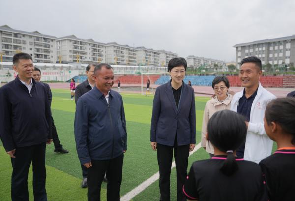 四川：施小琳在凉山州调研时强调 做强特色优势产业 着力保障改善民生 扎实推动民族地区高质量发展(图4)